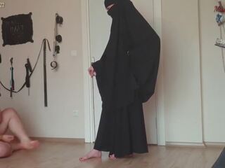 Musulmán sra canes gorda esclava
