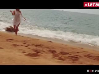 Doeprojects - Angel Piaff lascivious Czech goddess Outdoor pecker Sucking on the Beach - Letsdoeit